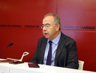 O Alcalde dando conta dos asuntos tratados na XGL